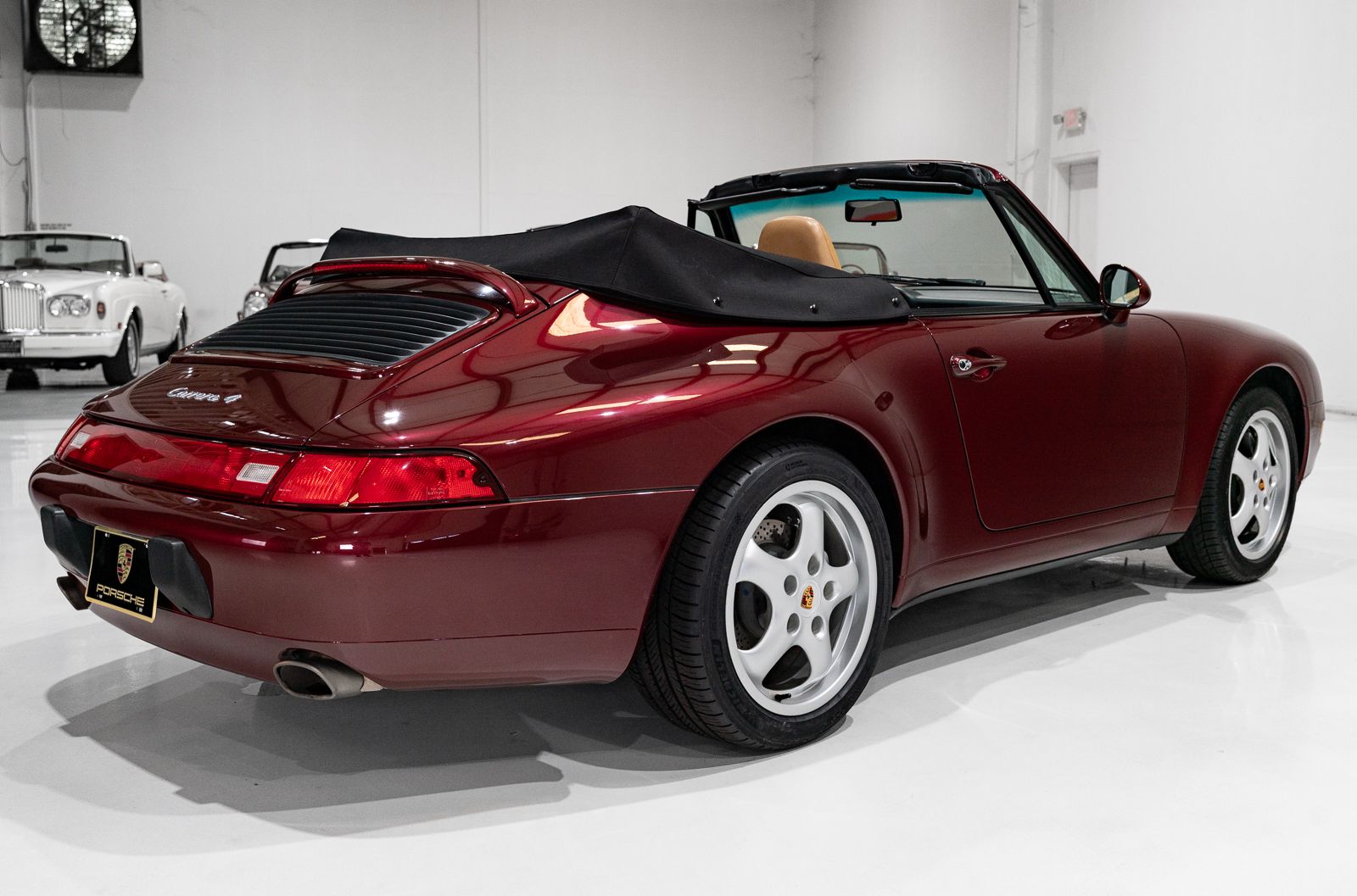 Used 1997 Porsche 911 Carrera 4 Cabriolet AWD/4WD image 8