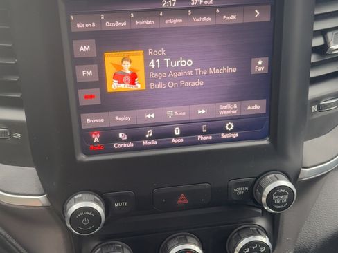 Used 2019 RAM 1500 Lone Star image 11