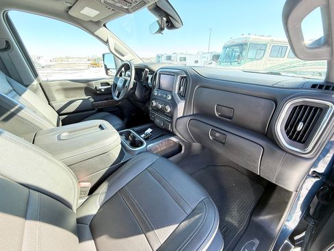 Used 2020 GMC Sierra 3500 Denali image 12