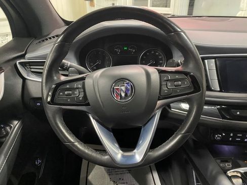 Used 2023 Buick Enclave FWD Essence image 22