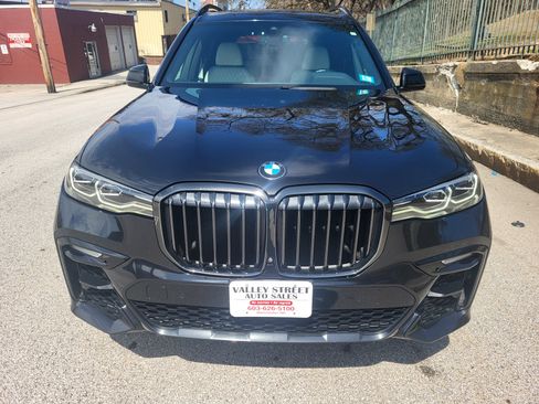 Used 2022 BMW X7 xDrive40i image 1