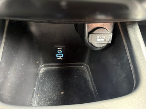 Used 2017 Dodge Journey SXT AWD/4WD image 17