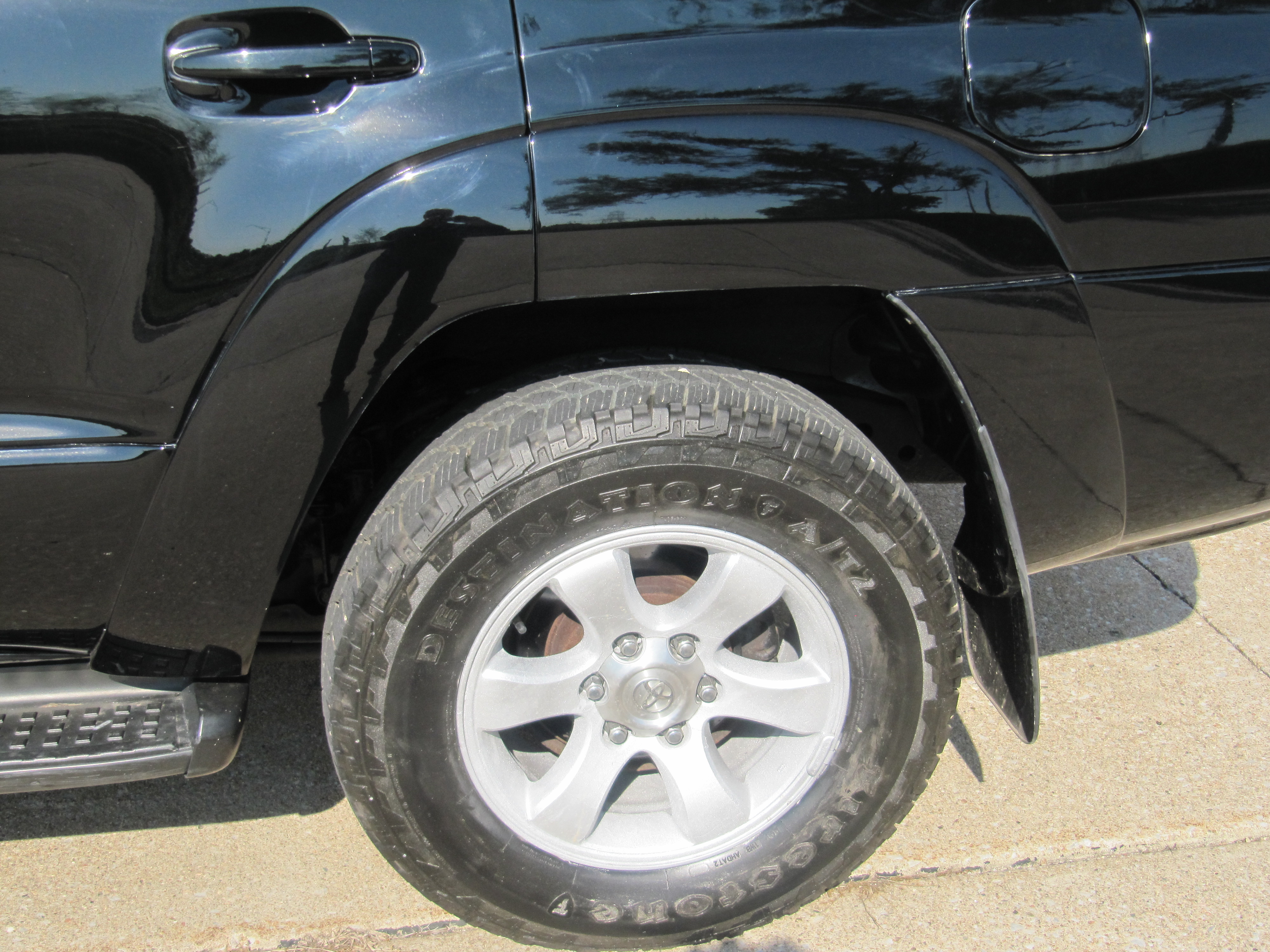 Used 2004 Toyota 4Runner 4WD image 5