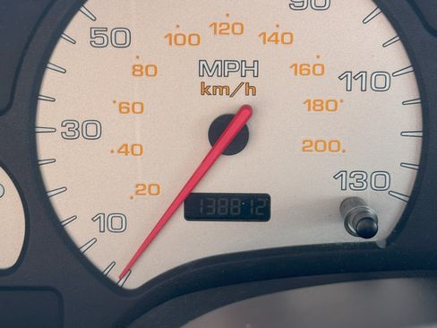 Used 2005 Saturn L-Series L300 image 16