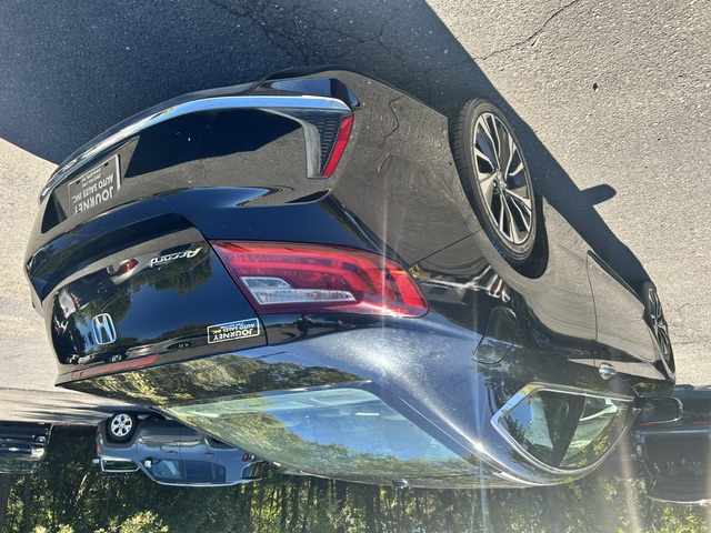 Used 2017 Honda Accord EX-L Coupe image 3