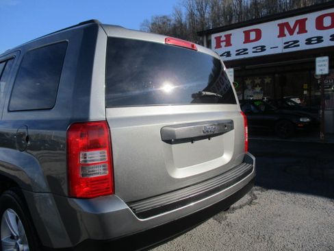 Used 2013 Jeep Patriot Sport image 14