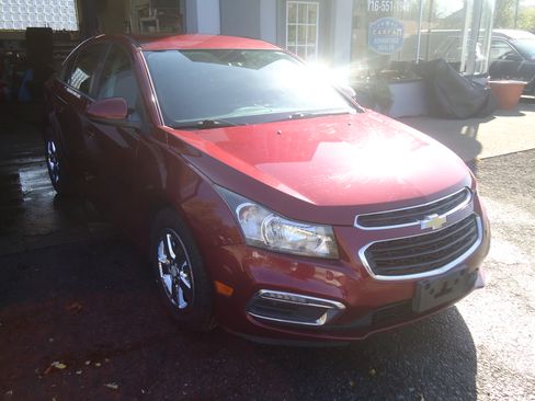 Used 2015 Chevrolet Cruze LT image 3