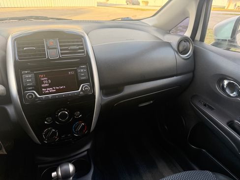 Used 2015 Nissan Versa Note SV image 23