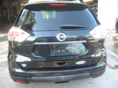 Used 2016 Nissan Rogue SL image 5