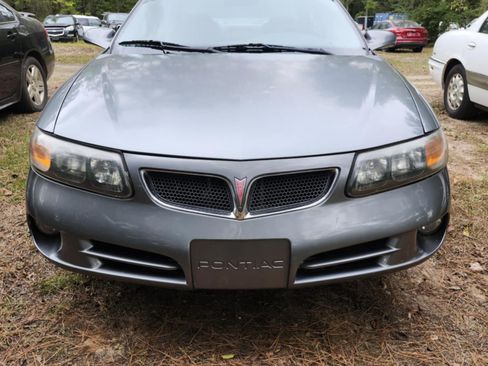 Used 2004 Pontiac Bonneville SE image 9