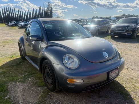 Used 2003 Volkswagen Beetle GL image 1