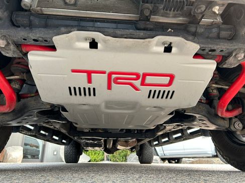 Used 2022 Toyota Tundra 4x4 CrewMax TRD Pro Hybrid image 32