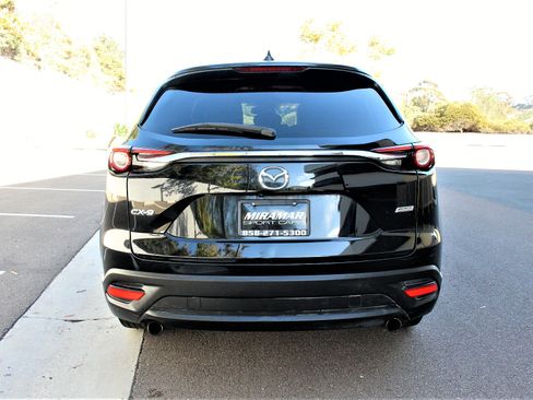 Used 2018 MAZDA CX-9 FWD Touring image 6