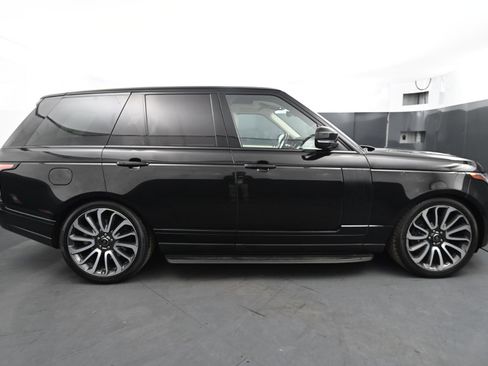 Used 2018 Land Rover Range Rover Supercharged image 6