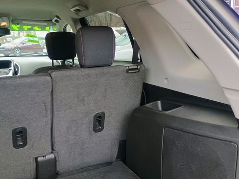 Used 2017 GMC Terrain SLE image 11