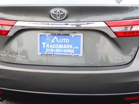 Used 2013 Toyota Avalon XLE Touring FWD image 11