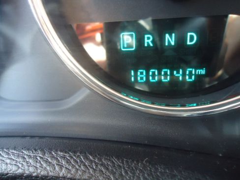 Used 2016 Jeep Wrangler Sport image 14