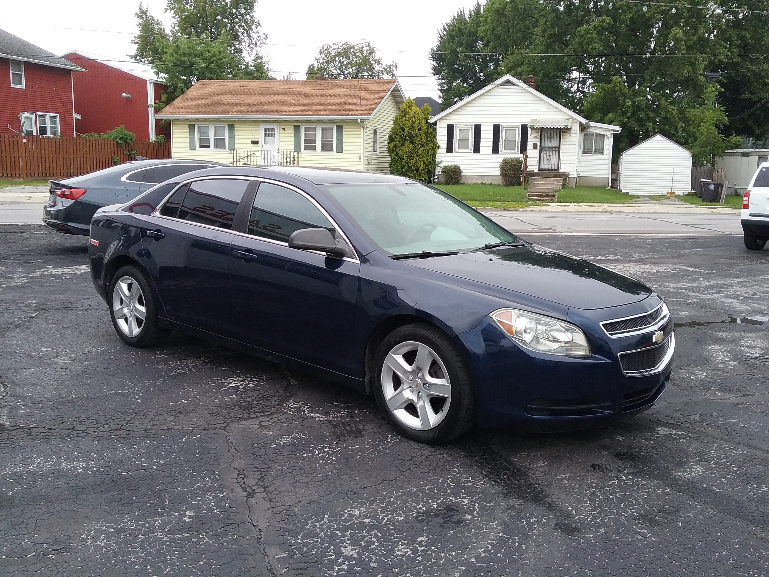 Used 2012 Chevrolet Malibu LS FWD image 3
