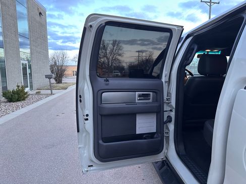 Used 2013 Ford F150 SVT Raptor image 17