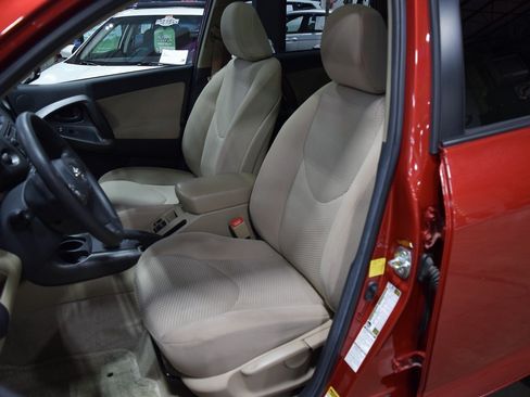 Used 2012 Toyota RAV4 LE Plus image 18