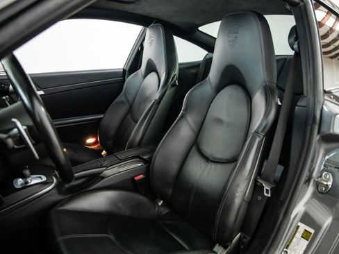 Used 2010 Porsche 911 Turbo image 13