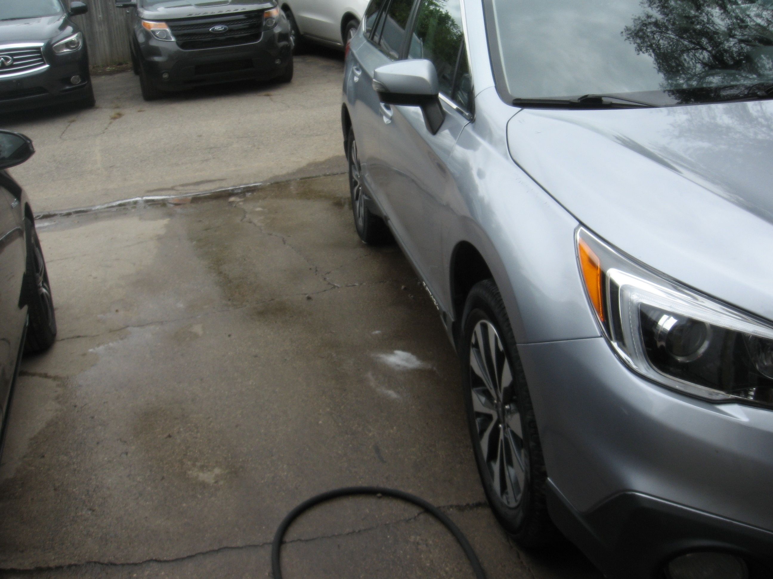 Used 2015 Subaru Outback 2.5i Limited AWD/4WD image 3