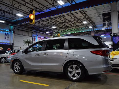 Used 2018 Honda Odyssey EX-L image 4