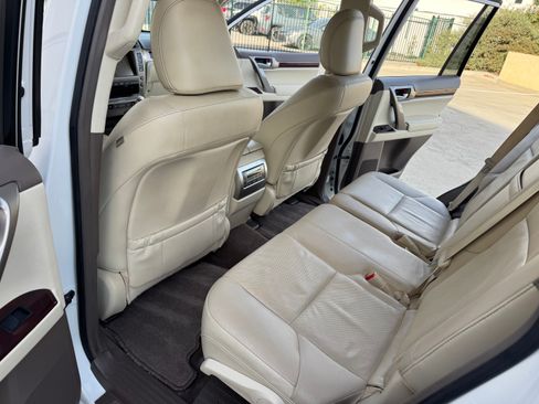 Used 2016 Lexus GX 460 image 26