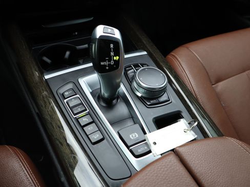 Used 2017 BMW X5 xDrive35d image 31