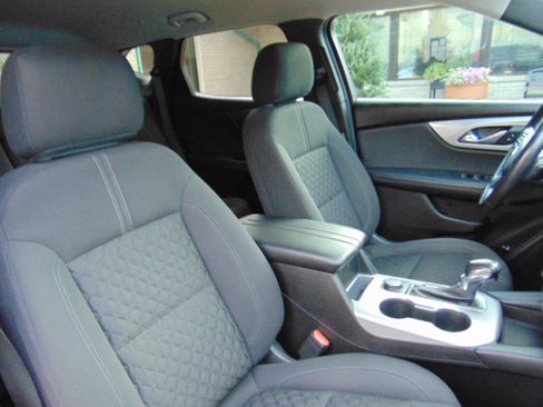 Used 2020 Chevrolet Blazer LT image 30