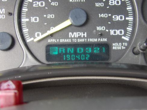 Used 1999 Chevrolet Silverado 1500 Z71 image 9