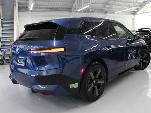 Used 2024 BMW iX M60 AWD/4WD image 7