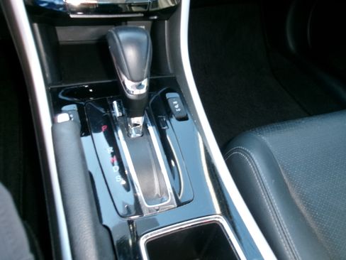 Used 2017 Honda Accord EX-L image 14