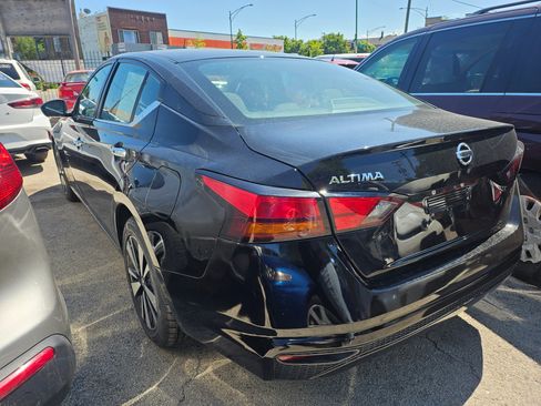 Used 2021 Nissan Altima 2.5 S image 4