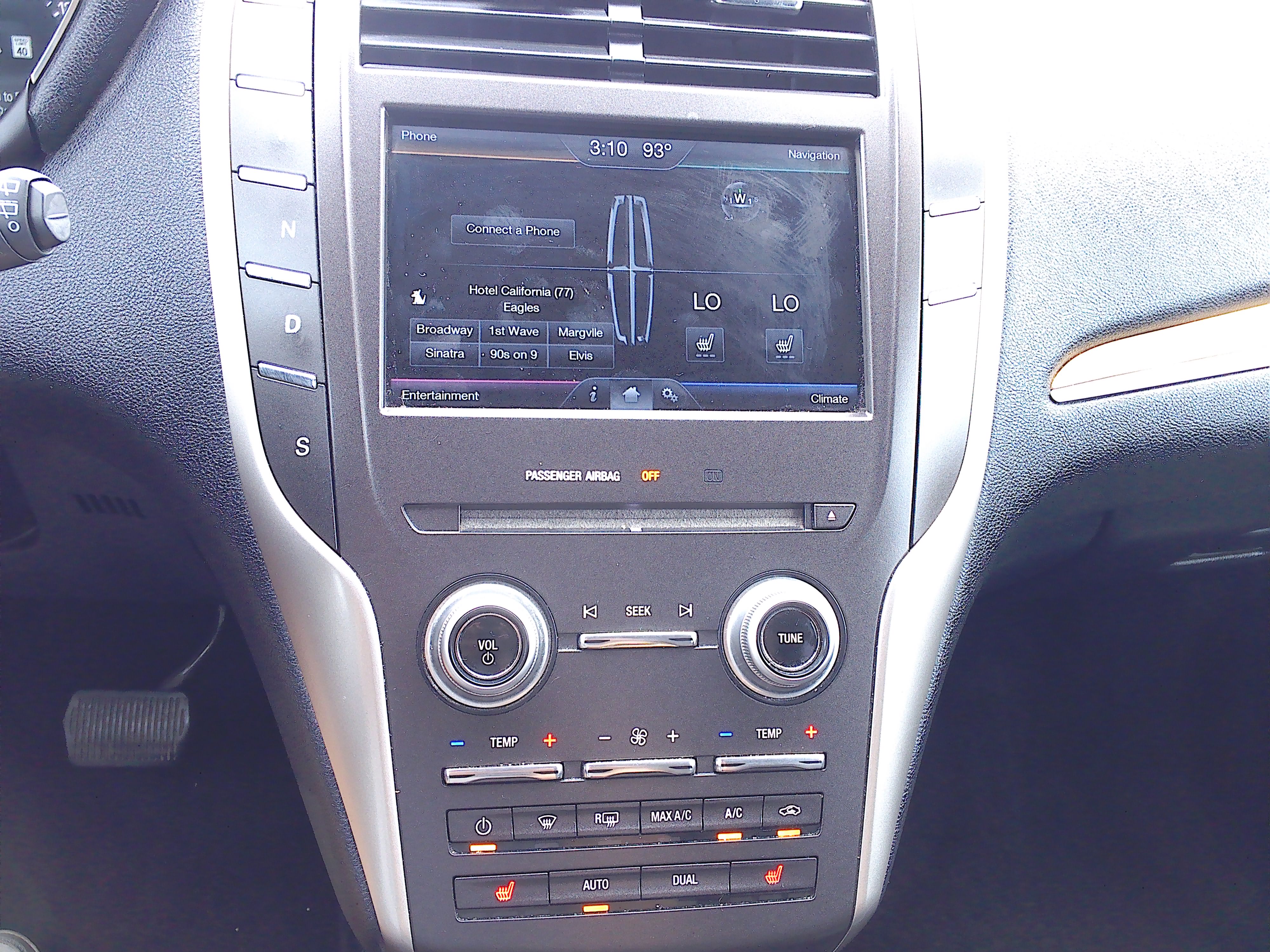 Used 2015 Lincoln MKC FWD image 15