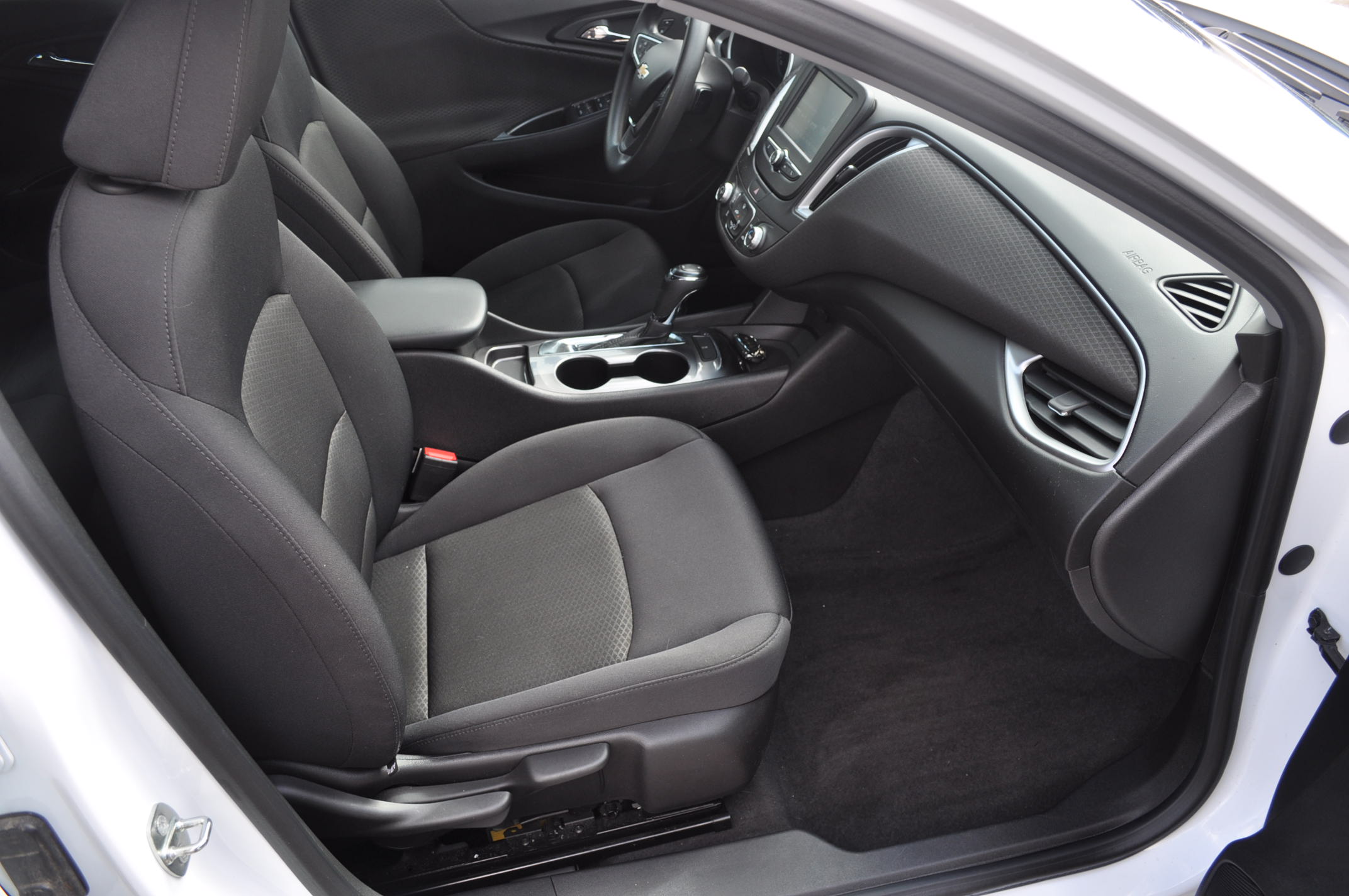 Used 2016 Chevrolet Malibu LS FWD image 18