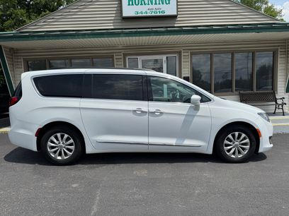 Used 2017 Chrysler Pacifica Touring-L