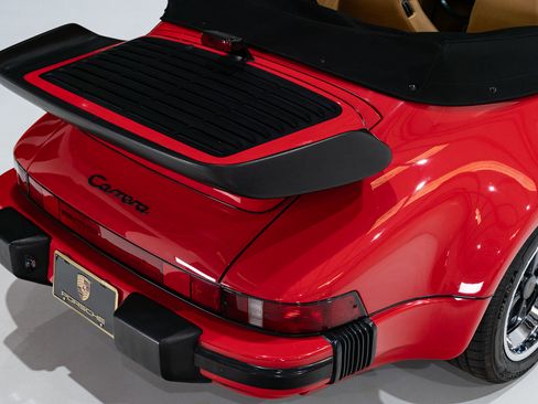 Used 1987 Porsche 911 Carrera Cabriolet RWD image 44