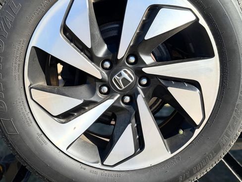 Used 2016 Honda CR-V Touring image 9