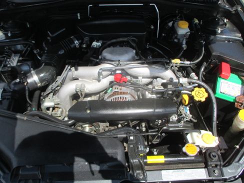 Used 2009 Subaru Legacy 2.5i Premium image 16