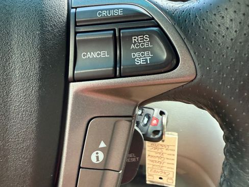 Used 2012 Honda Odyssey Touring image 21