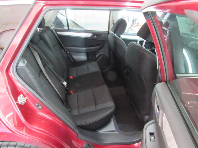 Used 2016 Subaru Outback 2.5i Premium AWD/4WD image 18