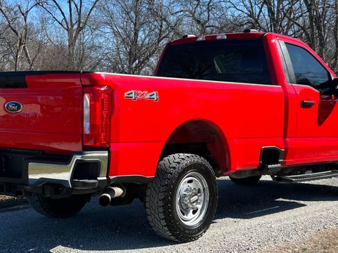 Used 2024 Ford F250 XL image 6