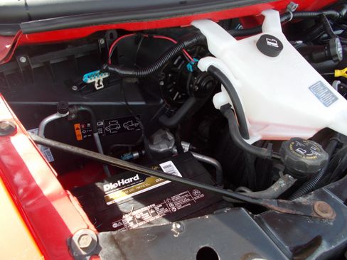 Used 2017 Chevrolet Express 2500 LS image 13