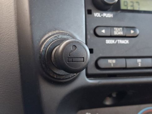 Used 2011 Ford Ranger XL image 20