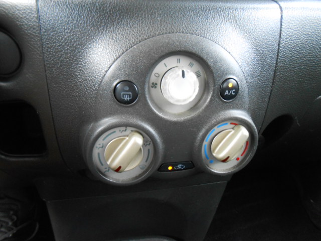 Used 2009 Nissan Cube 1.8 FWD image 15