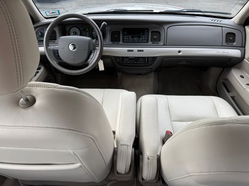 Used 2008 Mercury Grand Marquis LS image 13