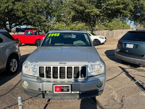Used 2006 Jeep Grand Cherokee Laredo 75th Anniversary image 2