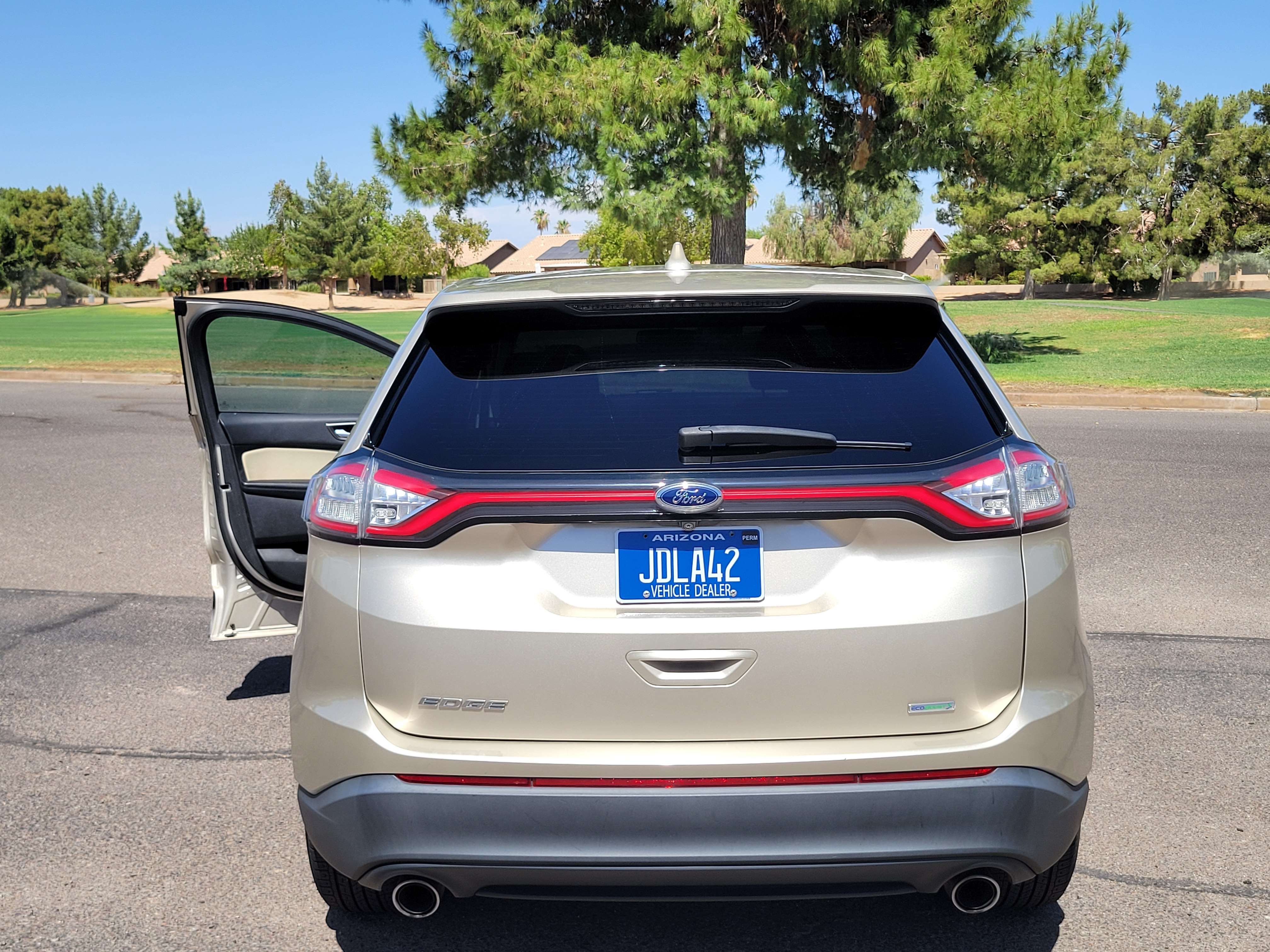 Used 2017 Ford Edge FWD SE image 13