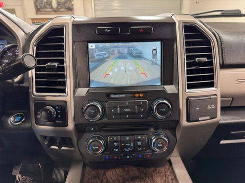 Used 2018 Ford F250 Lariat image 21